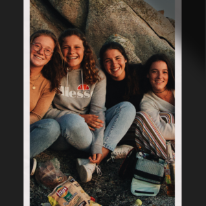 Black-Simple-Modern-Minimalist-Polaroid